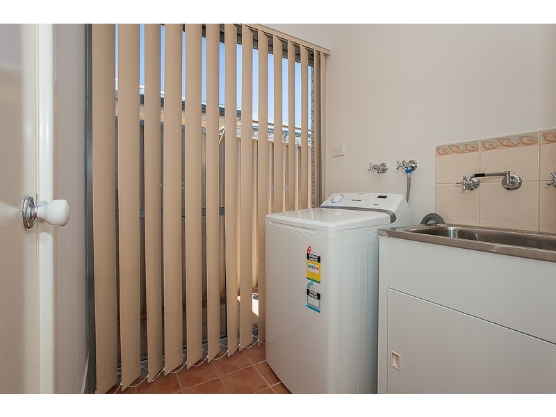 2/66 Parkin Street, Rockingham WA 6168