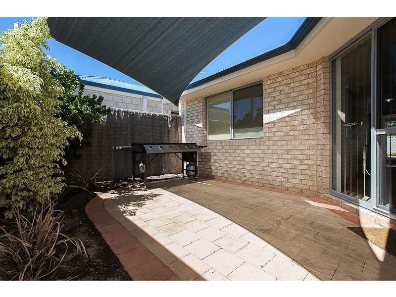 2/66 Parkin Street, Rockingham WA 6168