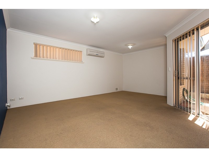 2/66 Parkin Street, Rockingham WA 6168