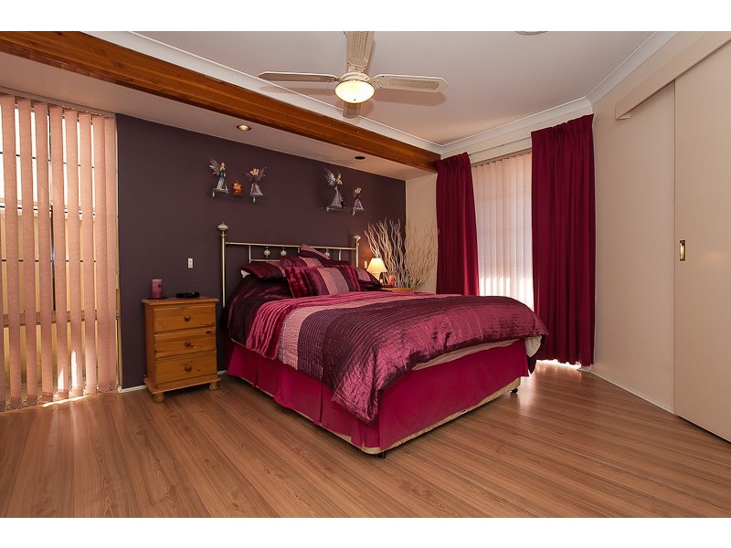 33 Cumberland Way, Waikiki WA 6169