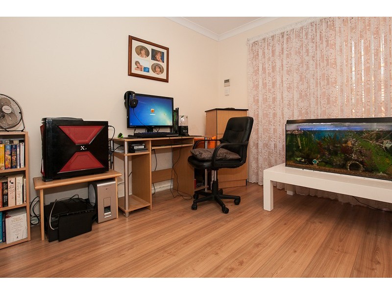 33 Cumberland Way, Waikiki WA 6169