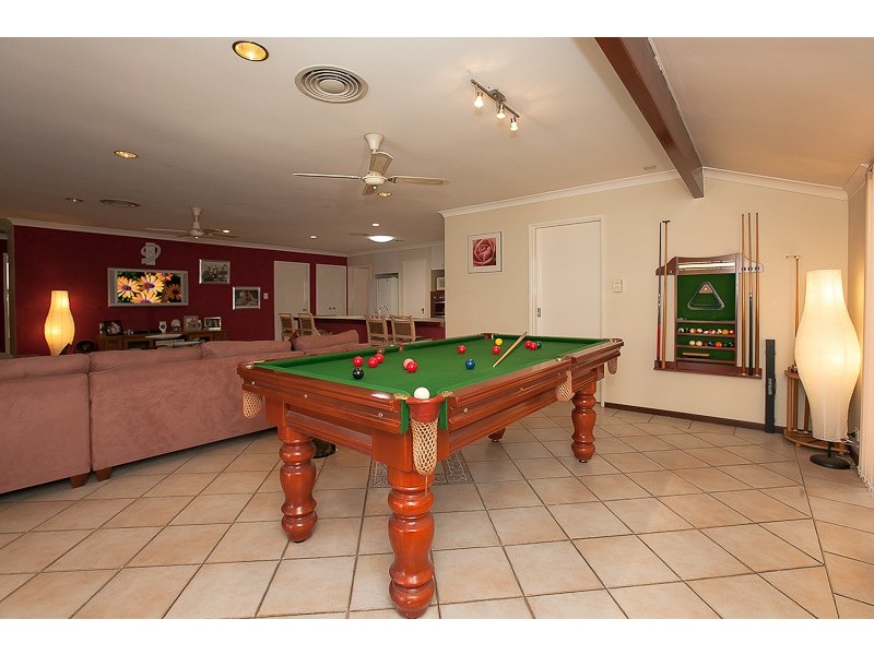 33 Cumberland Way, Waikiki WA 6169