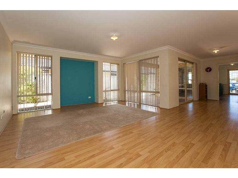 80 Fisher Street, Rockingham WA 6168