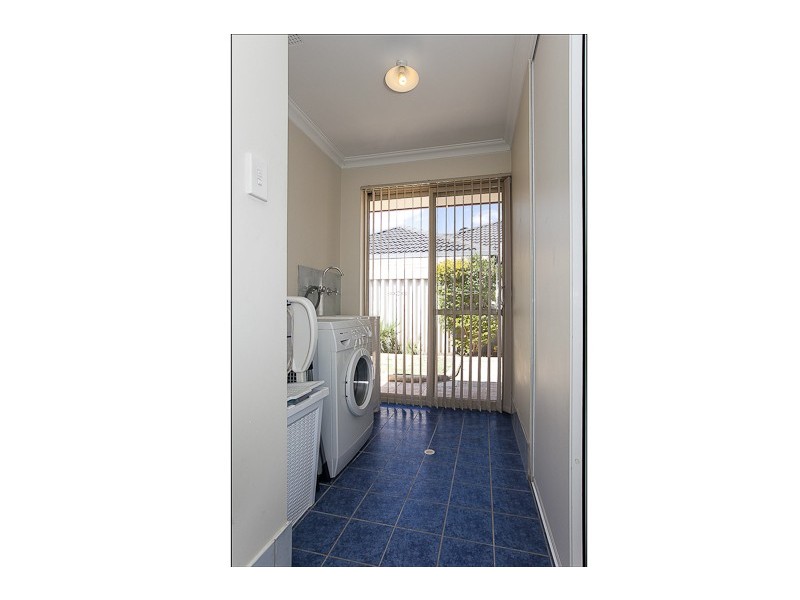 80 Fisher Street, Rockingham WA 6168