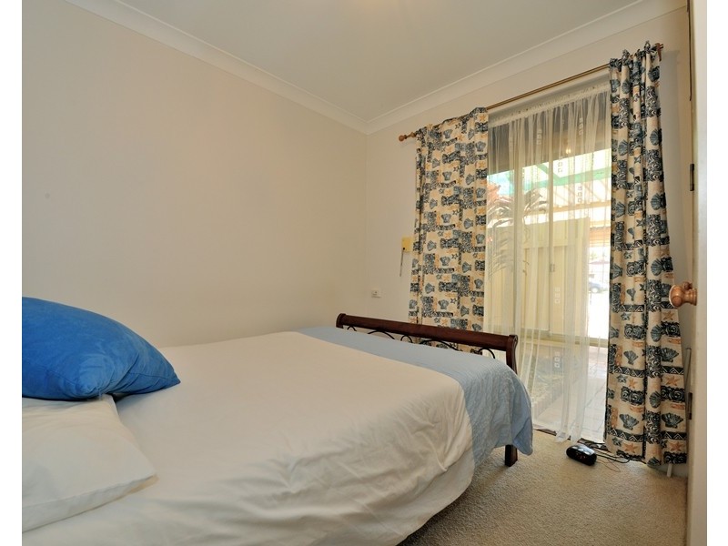 3 / 8 Trinity Court, Safety Bay WA 6169