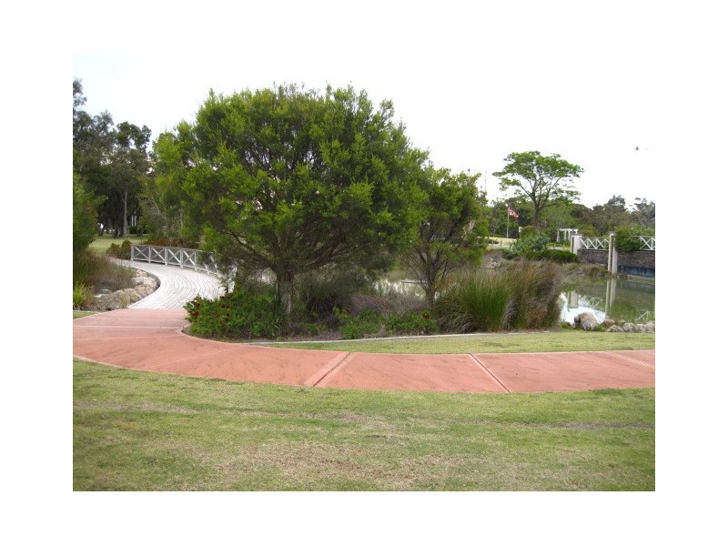 1 Cooeyup Close, Ravenswood WA 6208