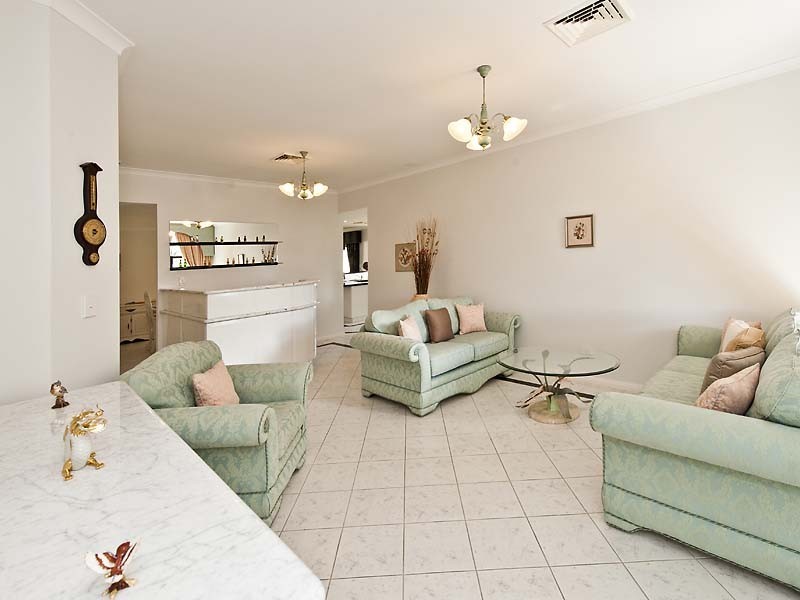 196 Fendam Street, Warnbro WA 6169