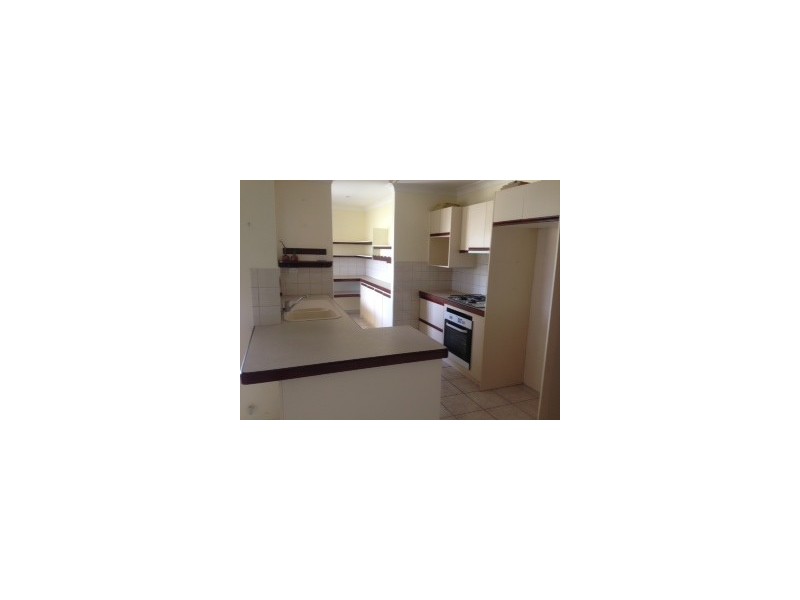 39 Cambridge Crescent, Cooloongup WA 6168