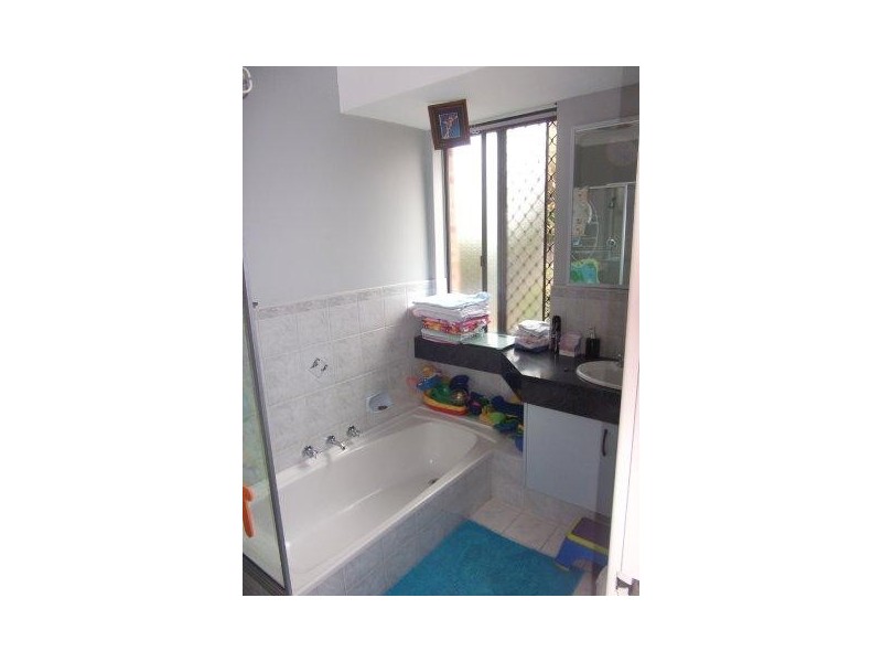 39 Cambridge Crescent, Cooloongup WA 6168