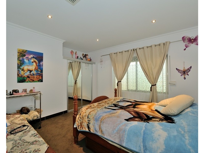 4 State Place, Baldivis WA 6171