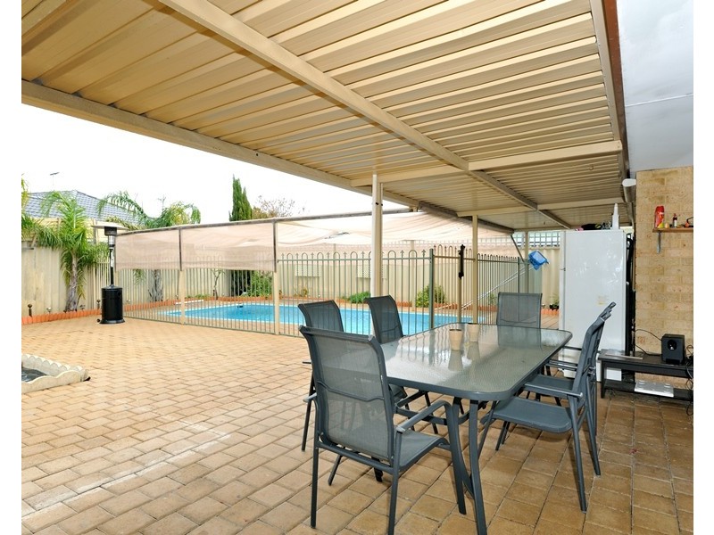 1 Lille Lane, Port Kennedy WA 6172