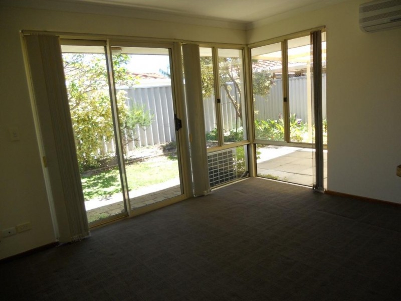 8/20 Kybra Mews, Rockingham WA 6168