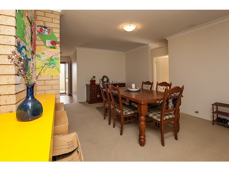 6 Swifts Court, Rockingham WA 6168