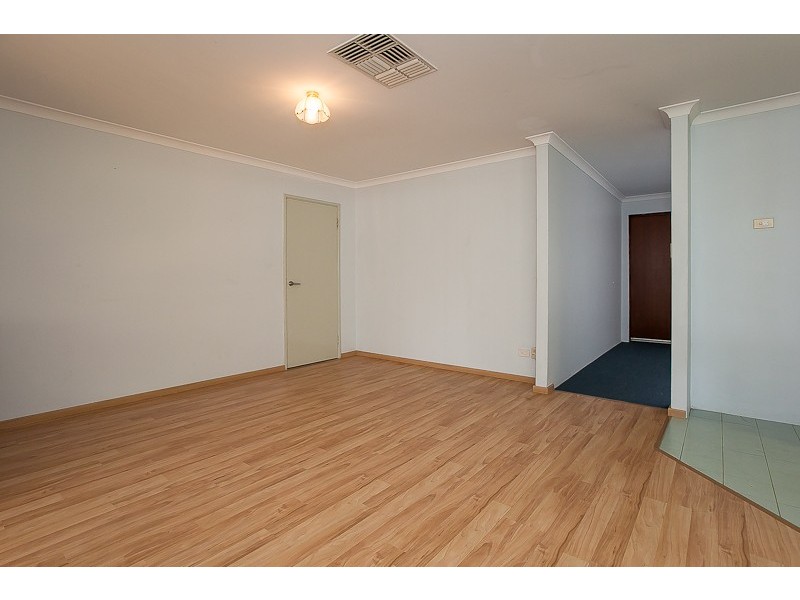 2 Lightfoot Place, Cooloongup WA 6168