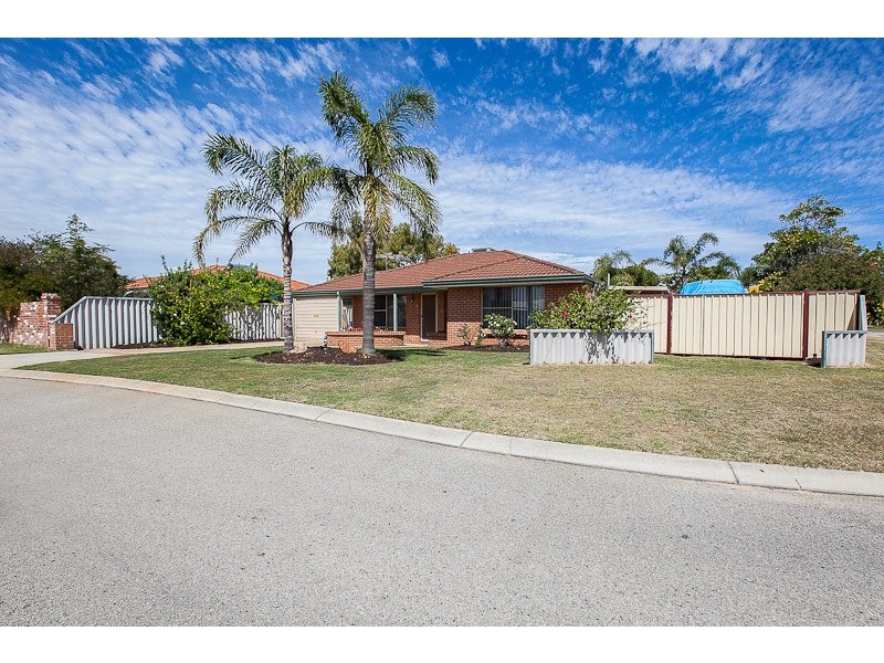 2 Lightfoot Place, Cooloongup WA 6168