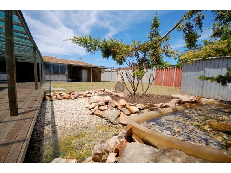23 Wooramel Way, Cooloongup WA 6168