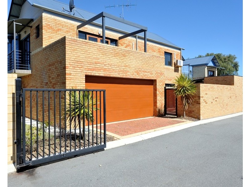 6 / 3 Sloan Street, Rockingham WA 6168