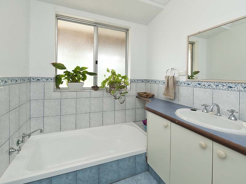 31 Boon Court, Rockingham WA 6168