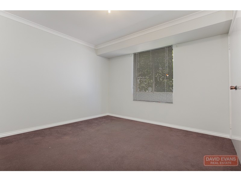 21 Serenoa Court, Warnbro WA 6169