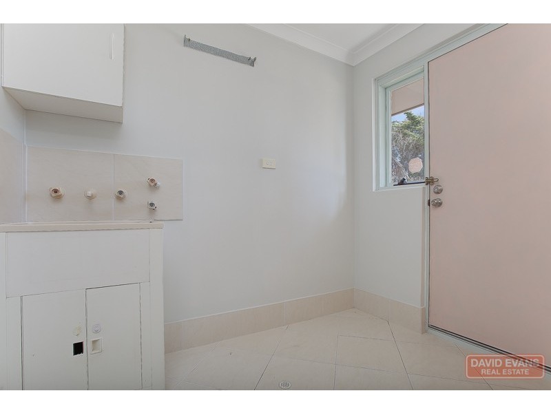 21 Serenoa Court, Warnbro WA 6169