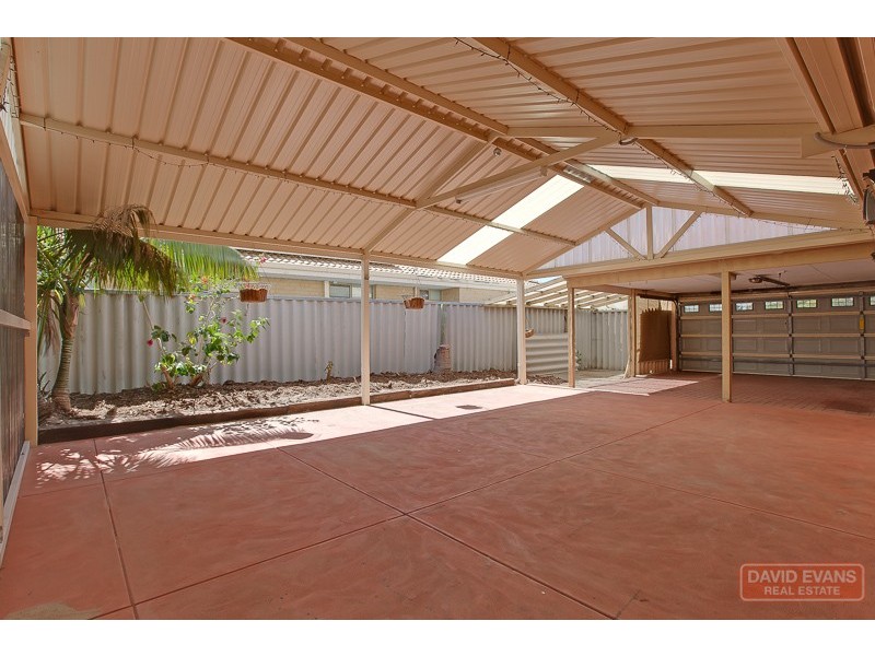 21 Serenoa Court, Warnbro WA 6169