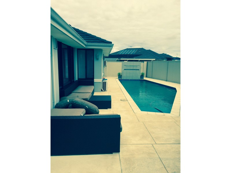 42 Whitemoss Turn, Waikiki WA 6169