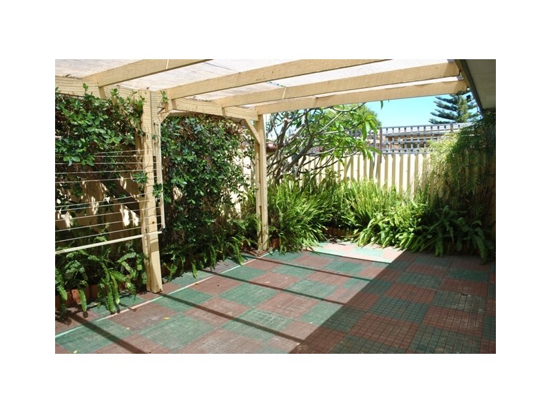 15/101 Simpson Avenue, Rockingham WA 6168