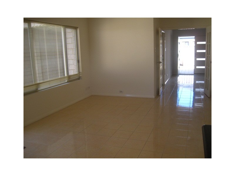 3/138 Lewington Street, Rockingham WA 6168