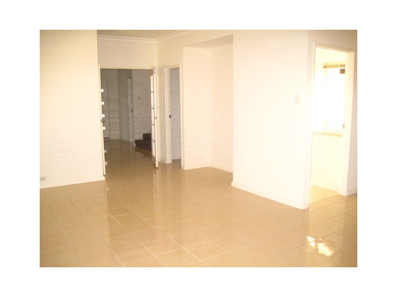 3/138 Lewington Street, Rockingham WA 6168