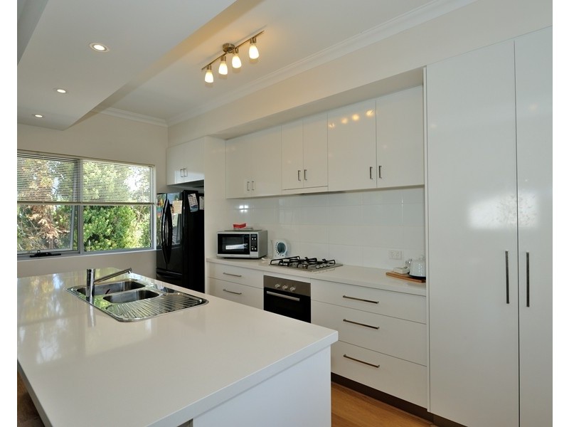 4/205 Kent Street, Rockingham WA 6168