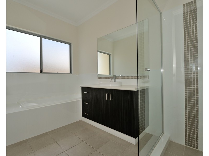 3/205 Kent Street, Rockingham WA 6168