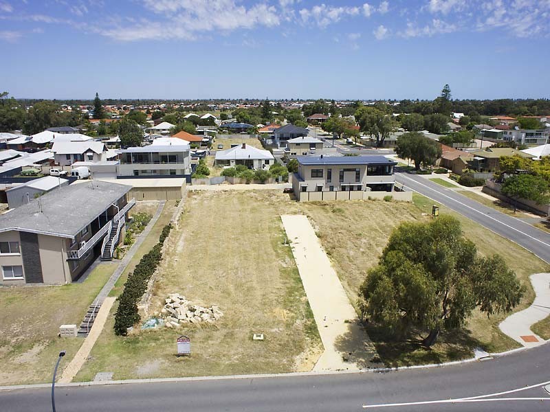 51A Harrison Street, Rockingham WA 6168