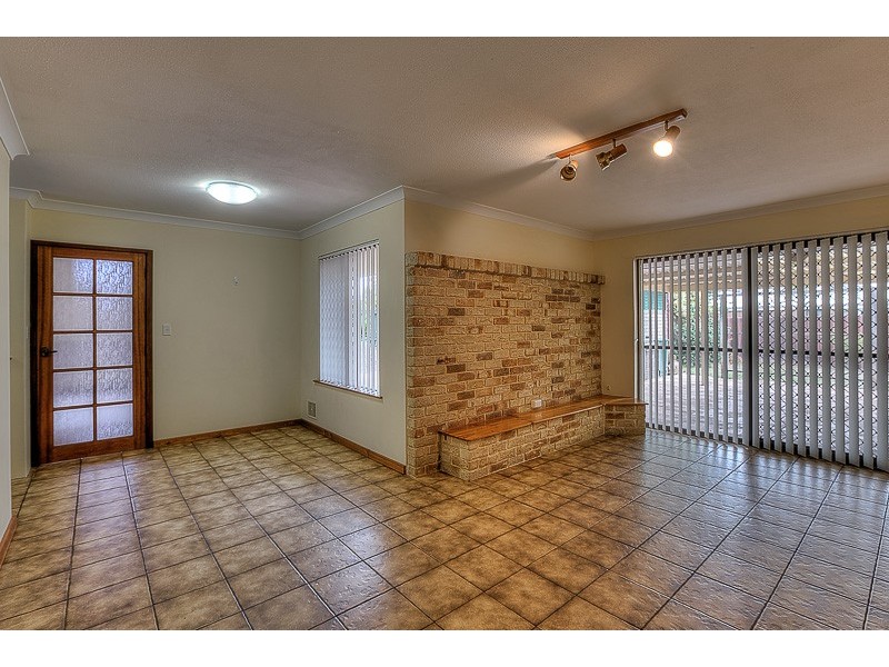 43 Trade Winds Drive, Safety Bay WA 6169