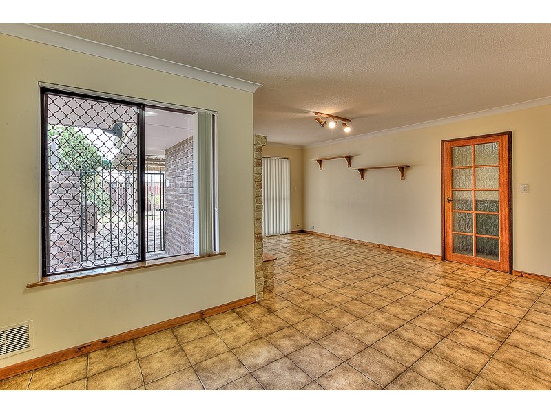 43 Trade Winds Drive, Safety Bay WA 6169