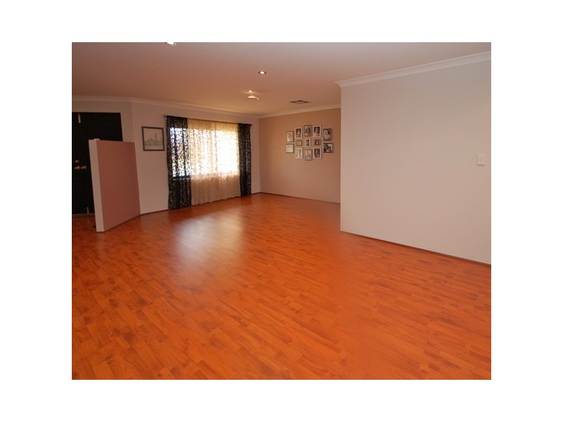 13 Ambleside Parade, Waikiki WA 6169