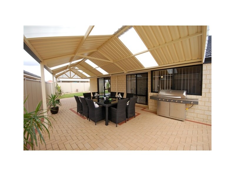 13 Ambleside Parade, Waikiki WA 6169