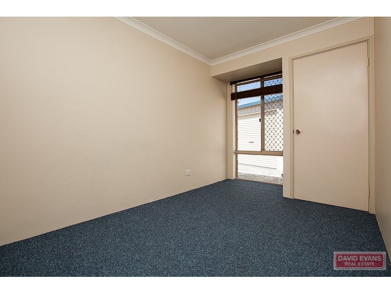 13 Maroon Place, Warnbro WA 6169