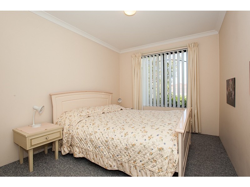 20 Lyttleton Street, Rockingham WA 6168