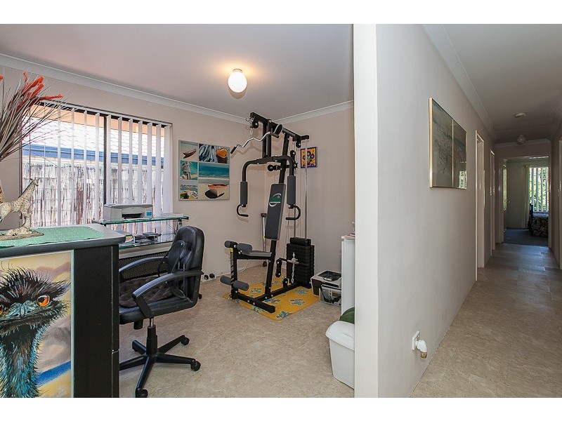 20 Lyttleton Street, Rockingham WA 6168