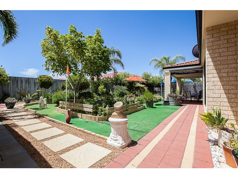 20 Lyttleton Street, Rockingham WA 6168