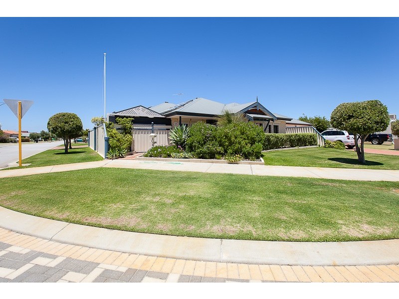 35 Properjohn Drive, Rockingham WA 6168