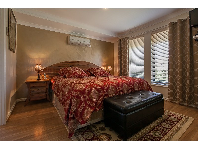 35 Properjohn Drive, Rockingham WA 6168