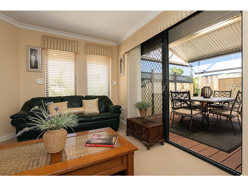 35 Properjohn Drive, Rockingham WA 6168