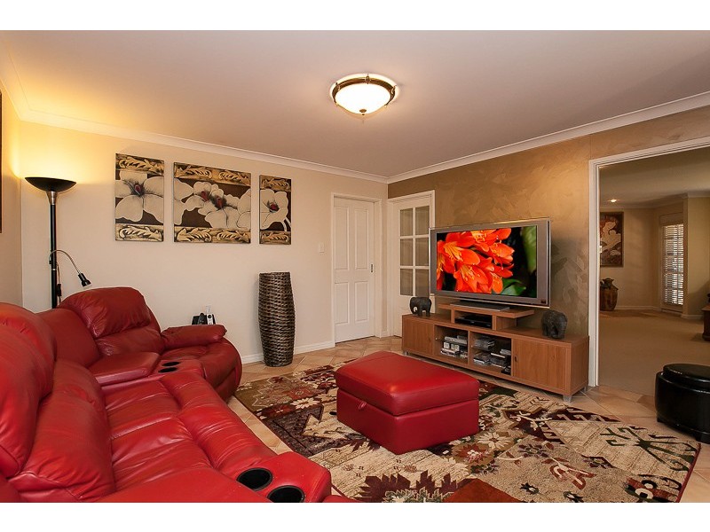 35 Properjohn Drive, Rockingham WA 6168