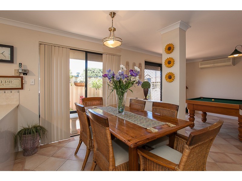 35 Properjohn Drive, Rockingham WA 6168