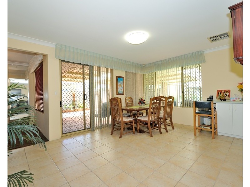 41 Burnside Way, Waikiki WA 6169