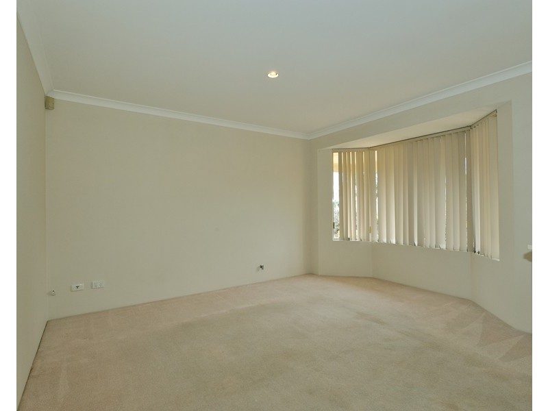 2 Turquoise Entrance, Warnbro WA 6169