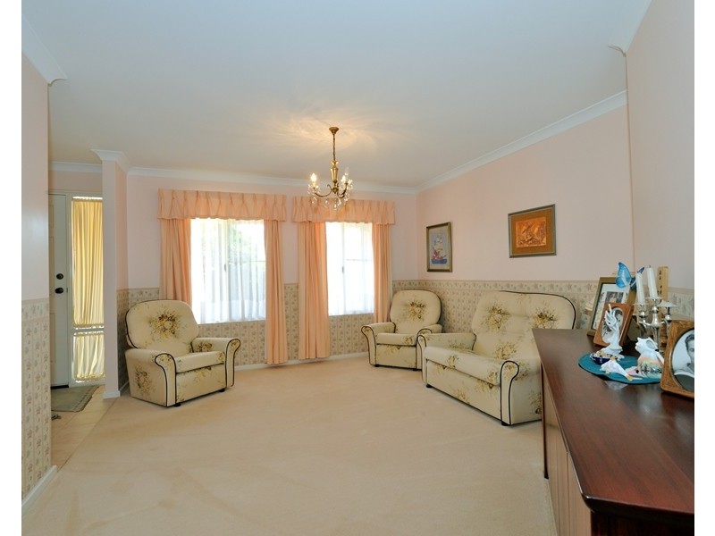 24 Venice Retreat, Warnbro WA 6169