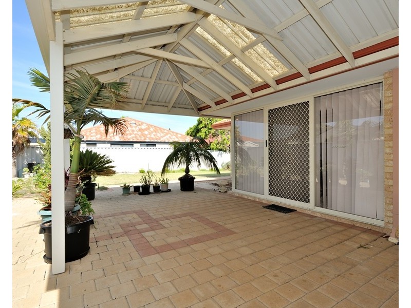 24 Venice Retreat, Warnbro WA 6169