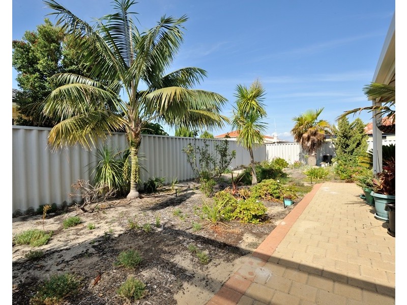 24 Venice Retreat, Warnbro WA 6169
